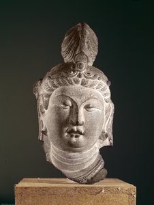 唐代菩萨（618-907），c.710（砂岩和颜料）